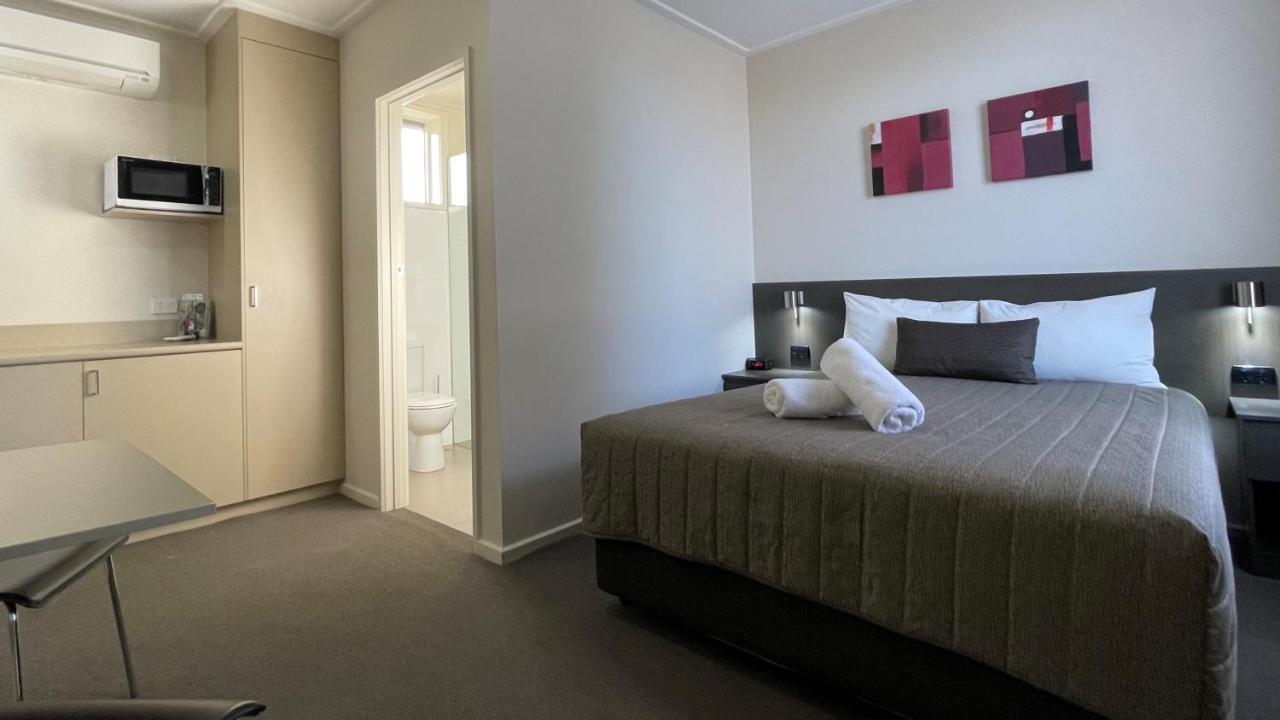 Motel Loddon River 3*