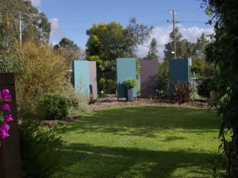 Loddon River Motel